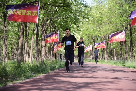 天津高院与北辰法院联合举办全市法院司法警察“活力警营·逐梦青春”越野接力活动3