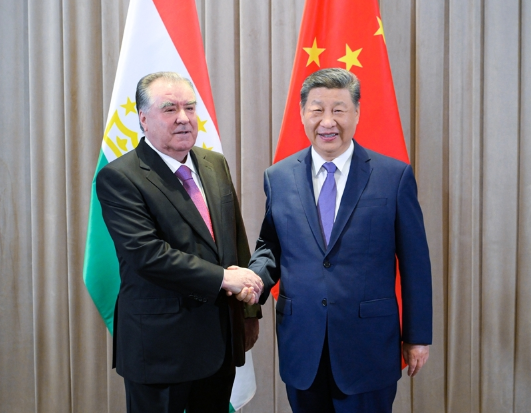 习近平会见塔吉克斯坦总统拉赫蒙1 习近平会见塔吉克斯坦总统拉赫蒙1